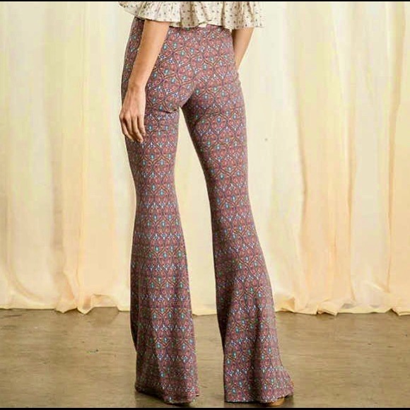 Sale STRETCH MATERIAL YOGA PANTS - Picture 3 of 7